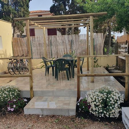 Suite La Marinella Localita Caccia Riserva Санта Маринела Екстериор снимка